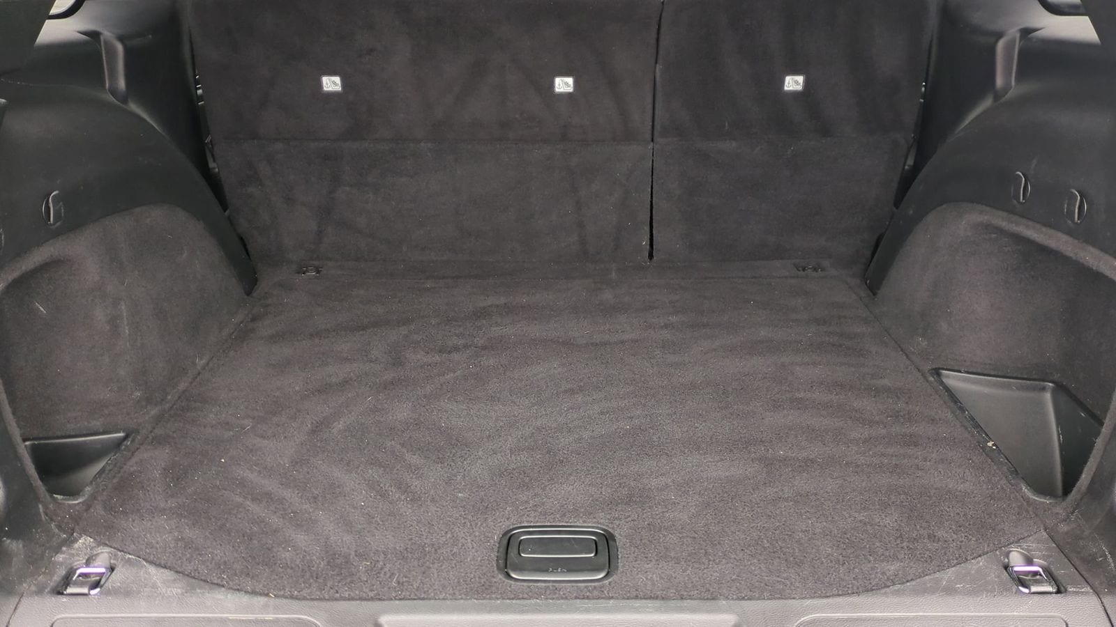 Thumbnail: 2020 Jeep Grand Cherokee - 41