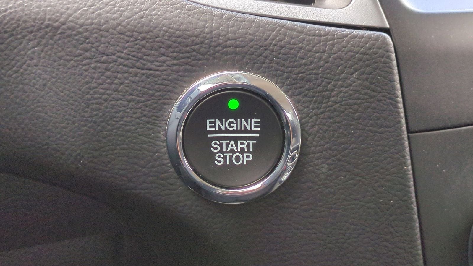 Thumbnail: 2020 Ford Edge - 27