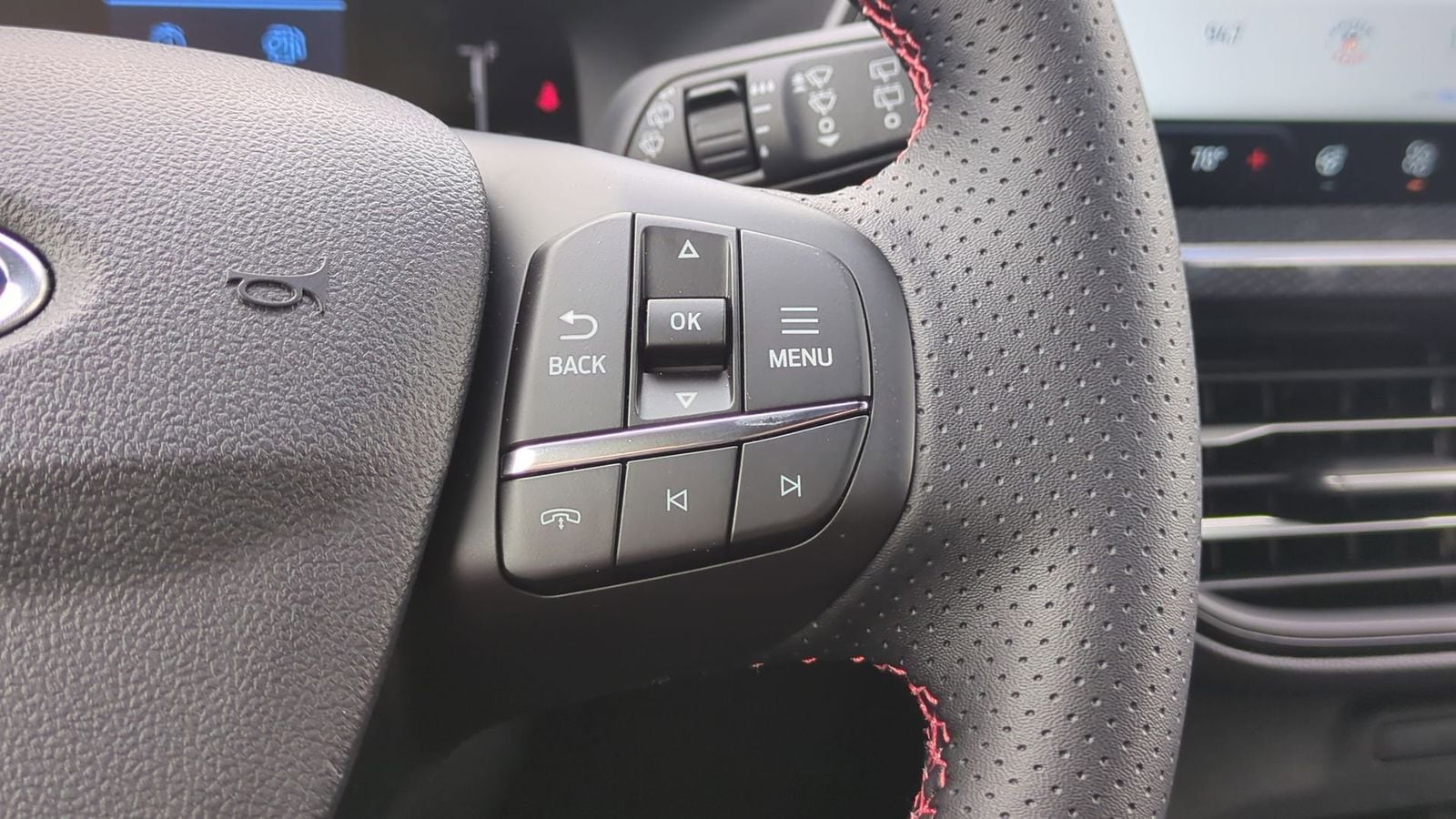 Thumbnail: 2025 Ford Escape - 23