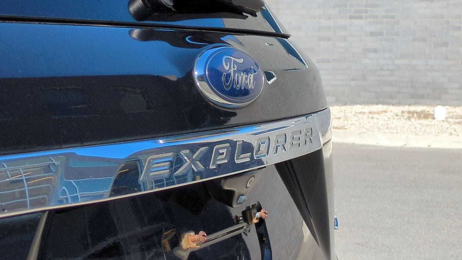 Thumbnail: 2017 Ford Explorer - 12