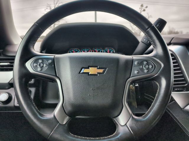 2016 Chevrolet Suburban LS 23