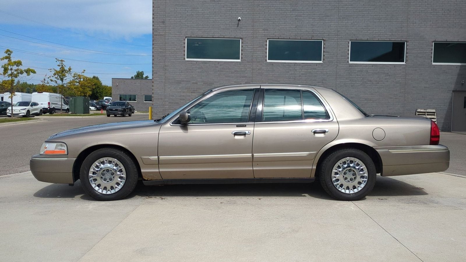 Thumbnail: 2003 Mercury Grand Marquis - 3