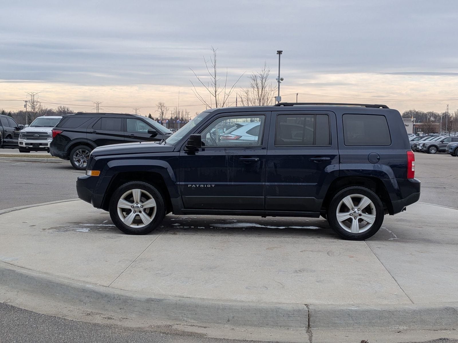 Thumbnail: 2014 Jeep Patriot - 2