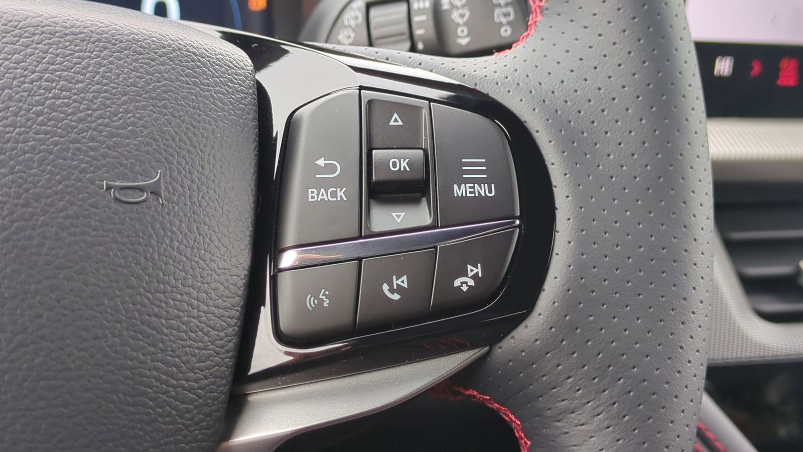 Thumbnail: 2026 Ford Explorer - 22