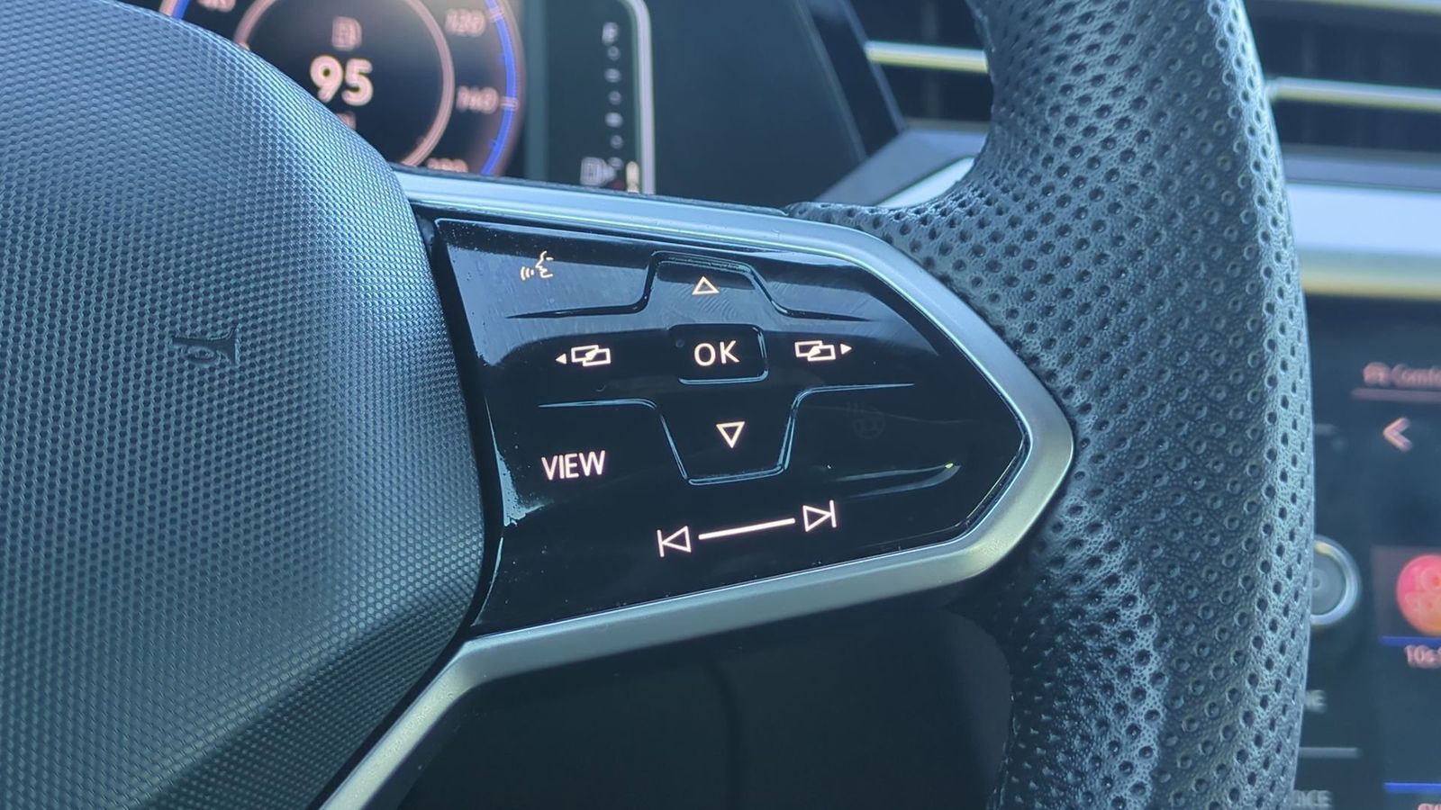 Thumbnail: 2021 Volkswagen Arteon - 25