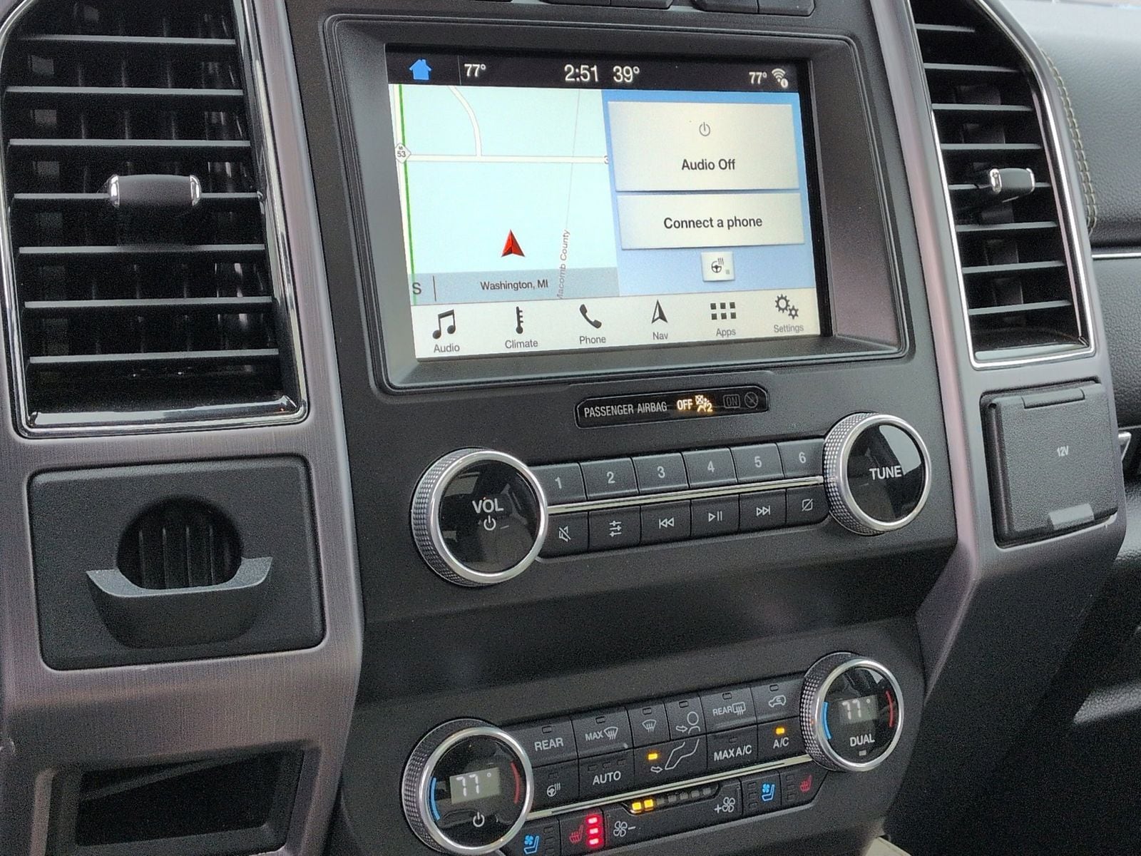 Thumbnail: 2019 Ford Expedition - 33