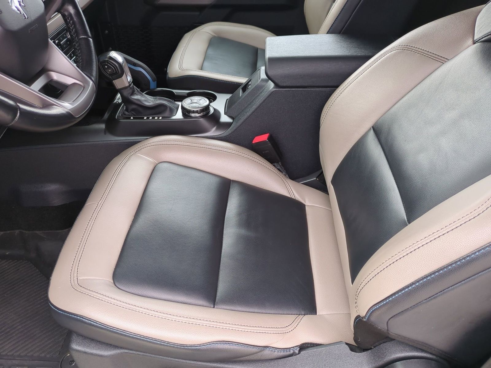 Thumbnail: 2023 Ford Bronco - 20