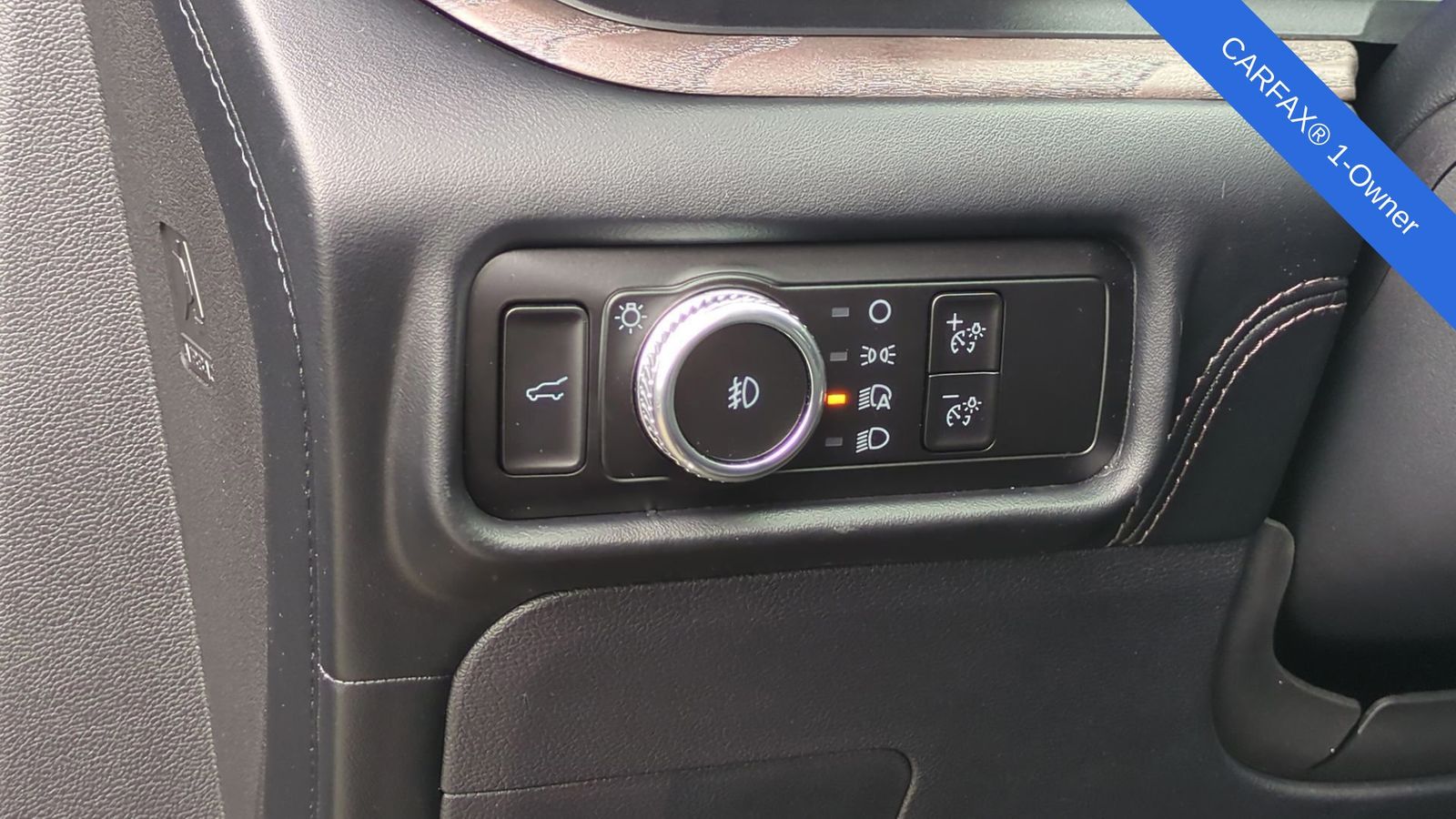 Thumbnail: 2023 Ford Explorer - 18