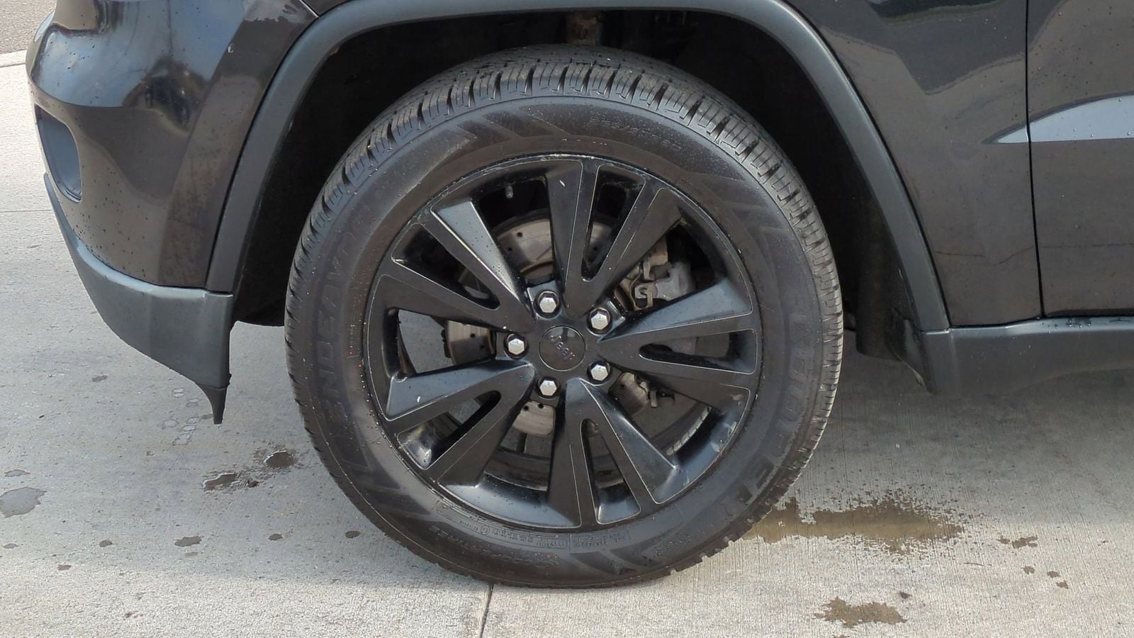 2013 Jeep Grand Cherokee Laredo 12