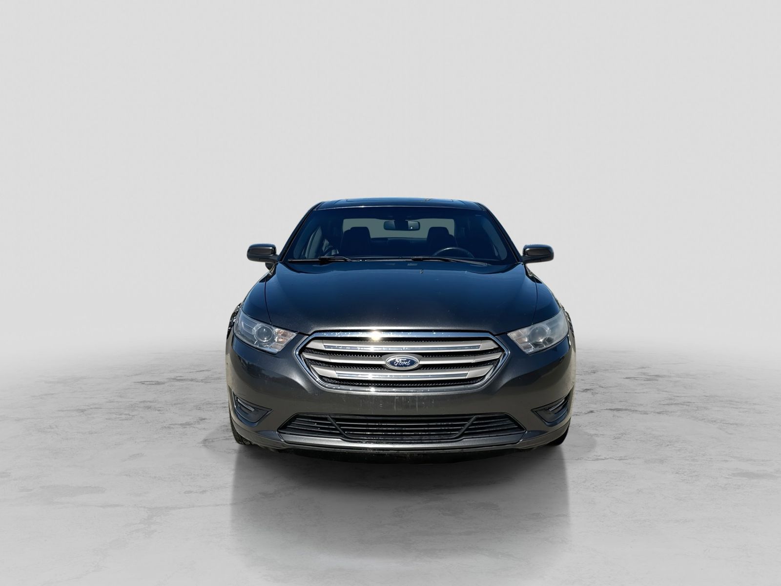 Thumbnail: 2015 Ford Taurus - 12