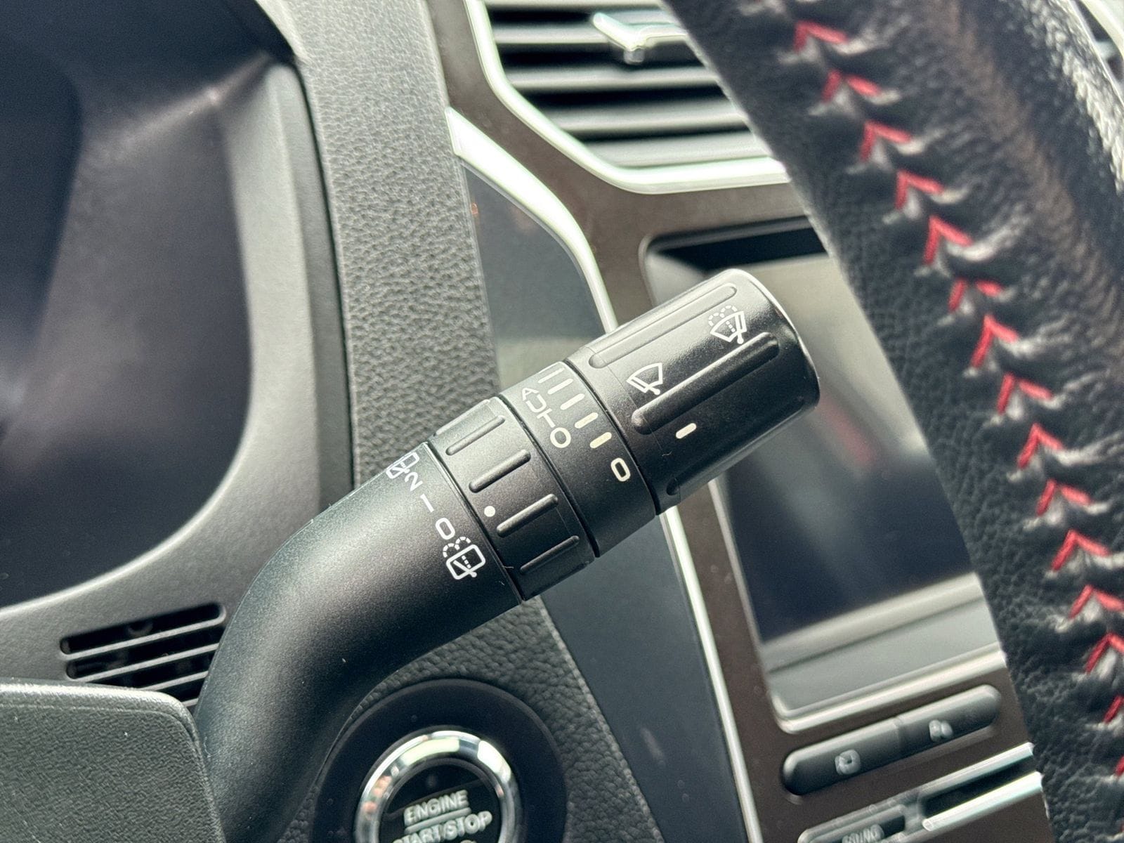 Thumbnail: 2018 Ford Explorer - 27