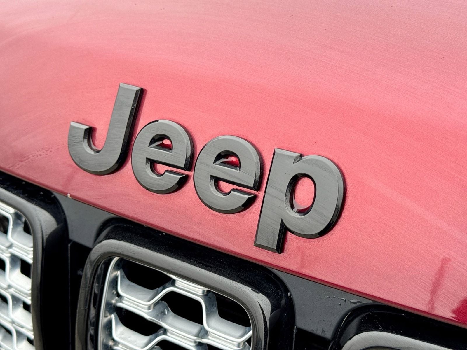 Thumbnail: 2022 Jeep Grand Cherokee - 12