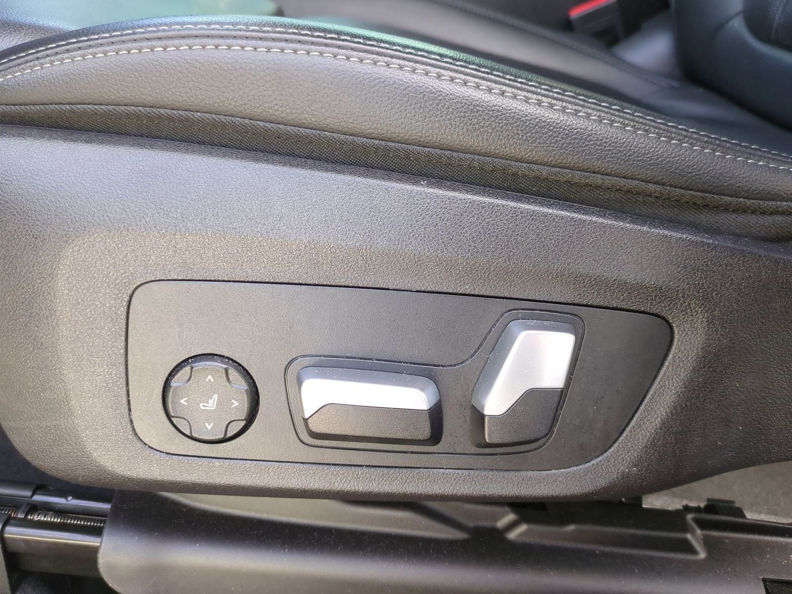 Thumbnail: 2021 BMW X3 - 22