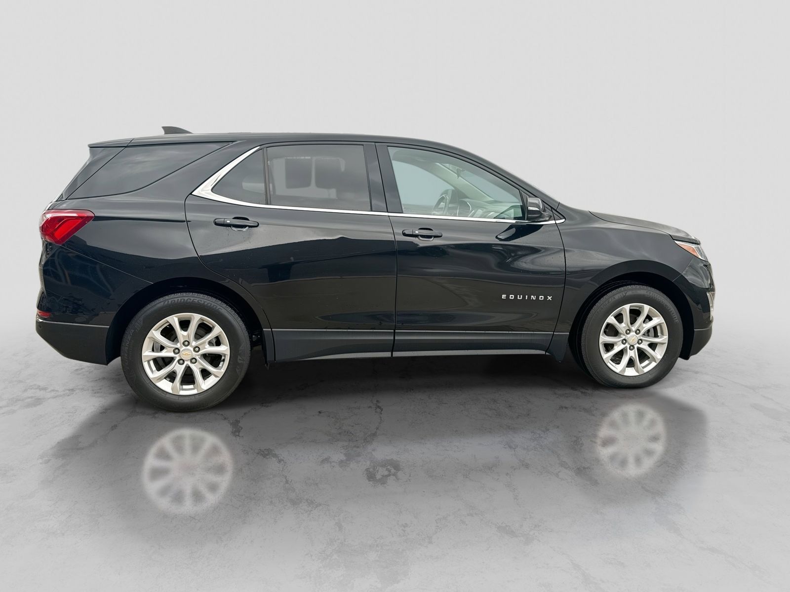Thumbnail: 2019 Chevrolet Equinox - 9