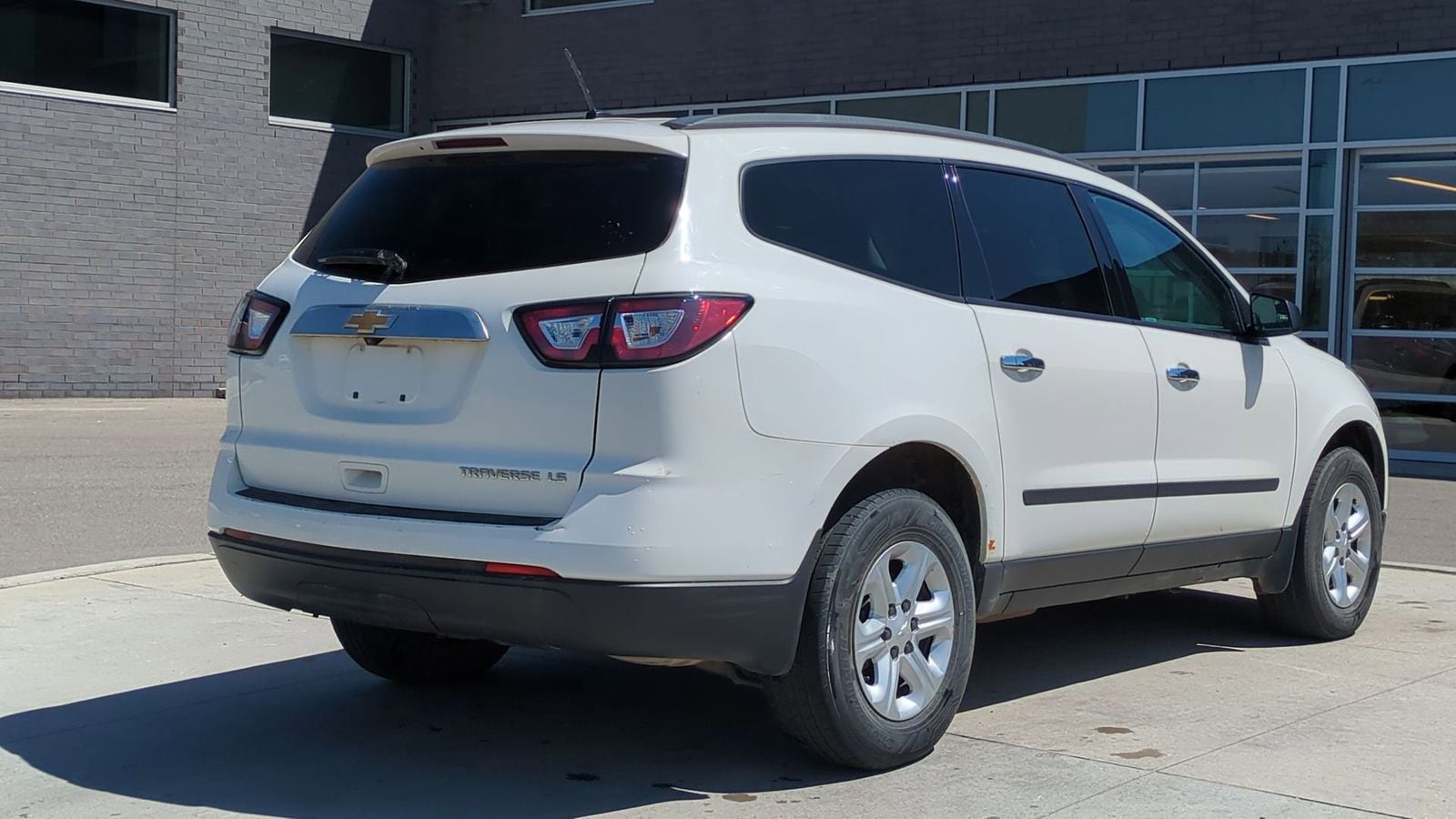 Thumbnail: 2014 Chevrolet Traverse - 5