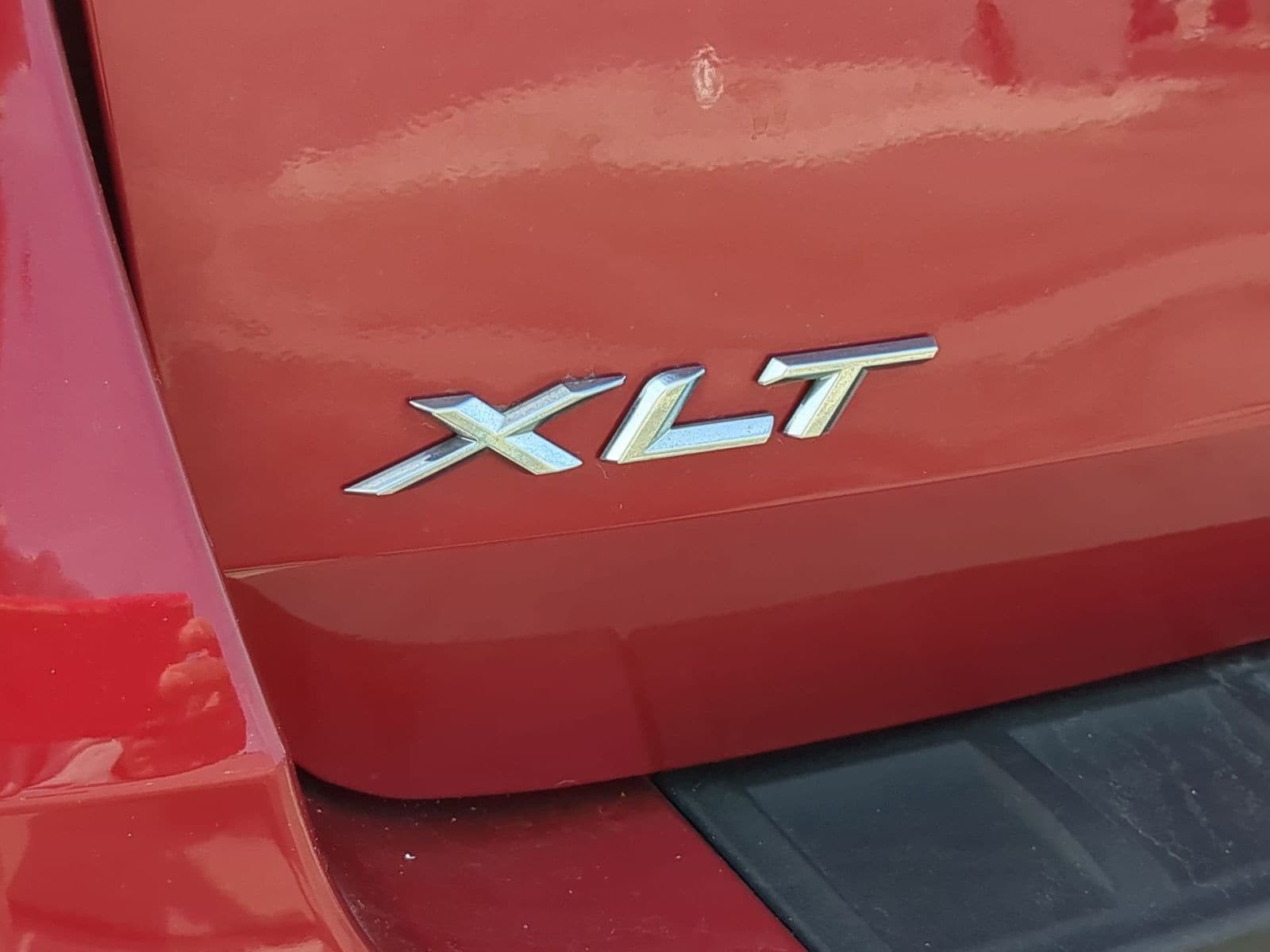 Thumbnail: 2020 Ford Explorer - 14