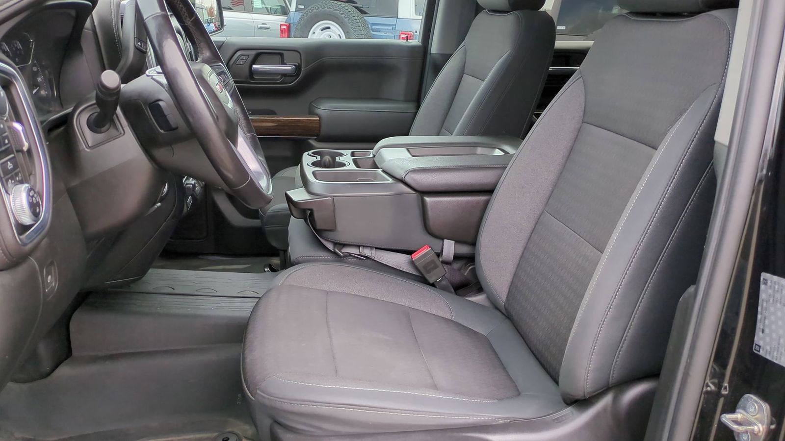 2019 GMC Sierra 1500 SLE 17