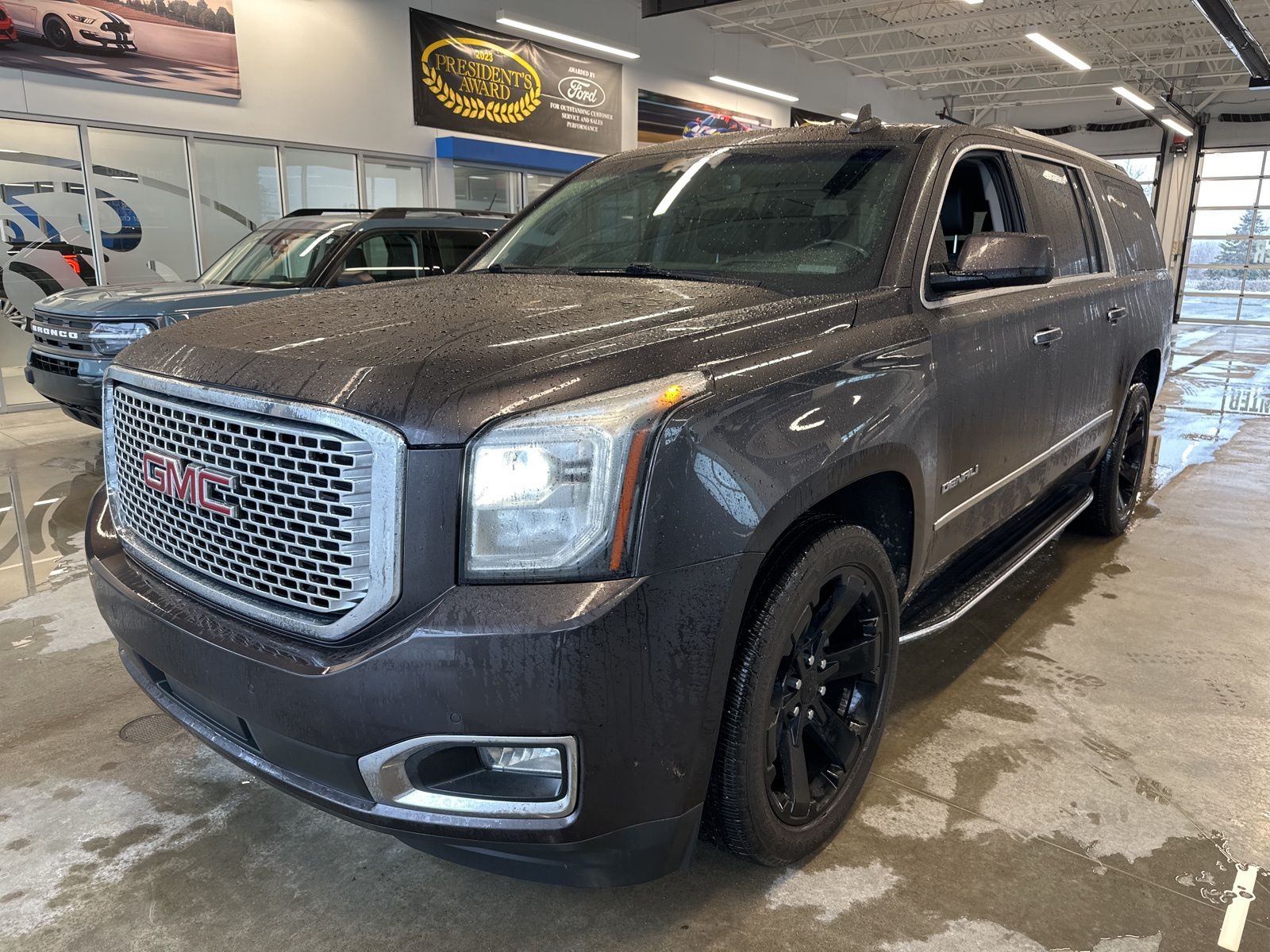 2017 GMC Yukon XL Denali -
                  Washington, MI