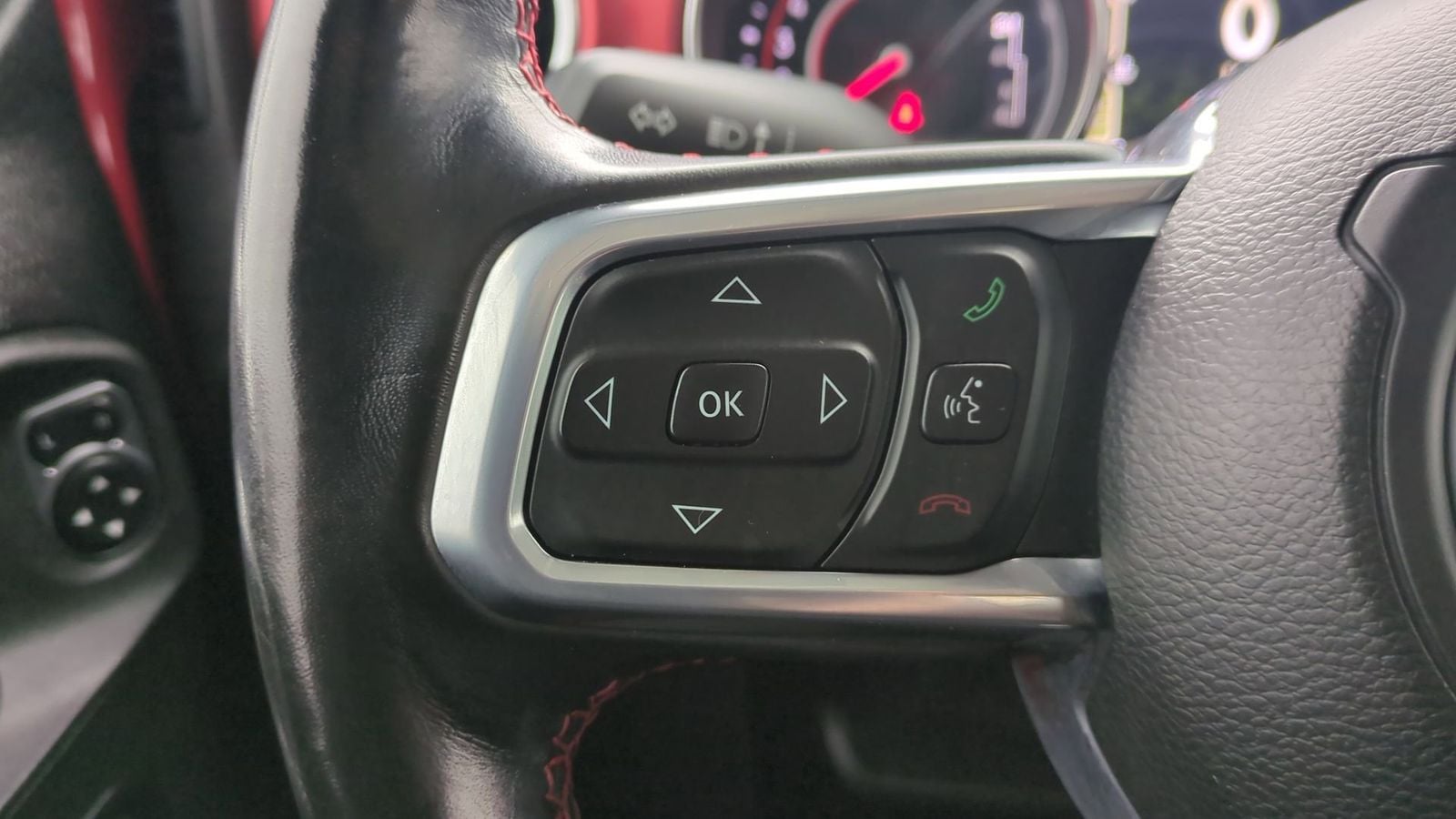 Thumbnail: 2020 Jeep Gladiator - 25