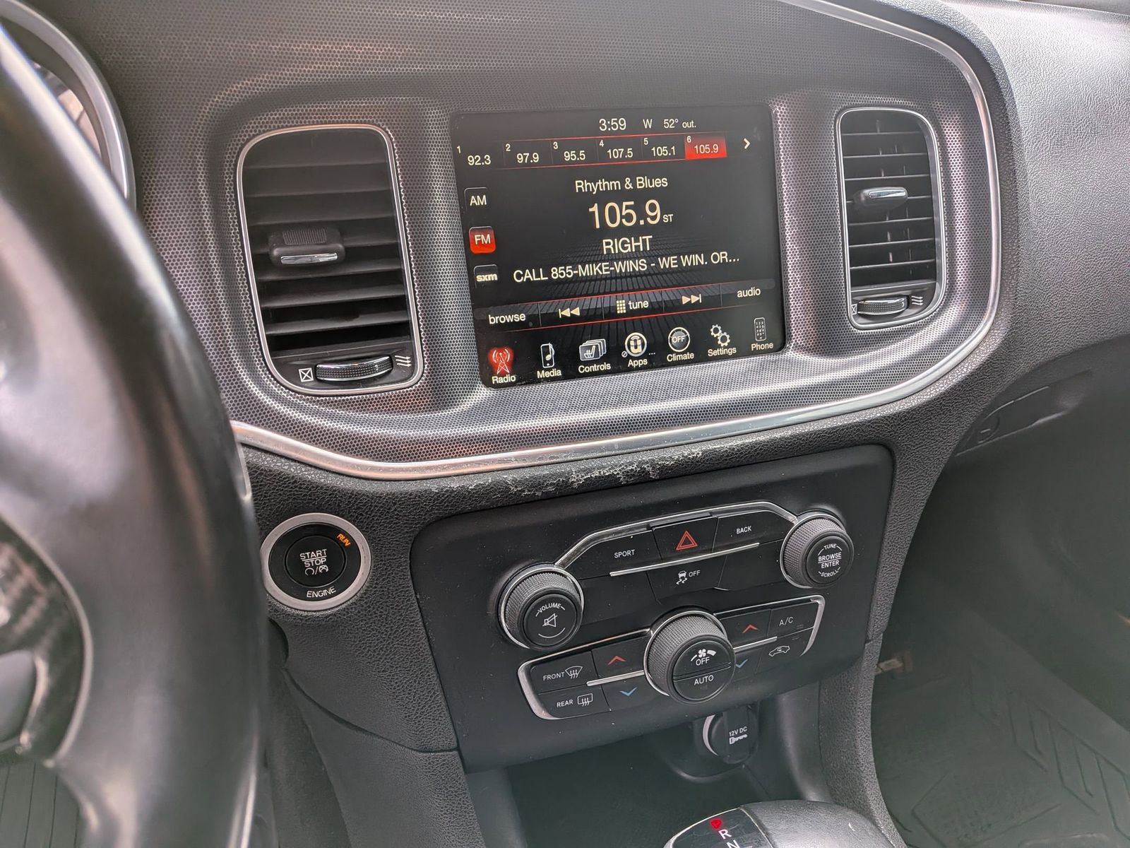 Thumbnail: 2016 Dodge Charger - 16