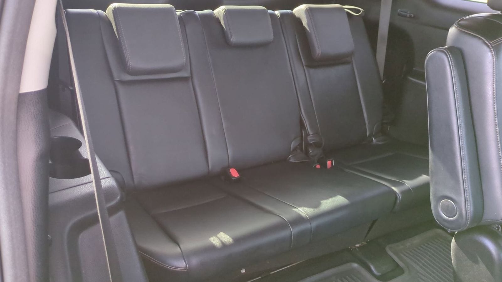 Thumbnail: 2015 Toyota Highlander - 20