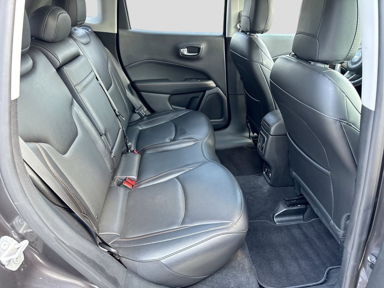 Thumbnail: 2019 Jeep Compass - 22