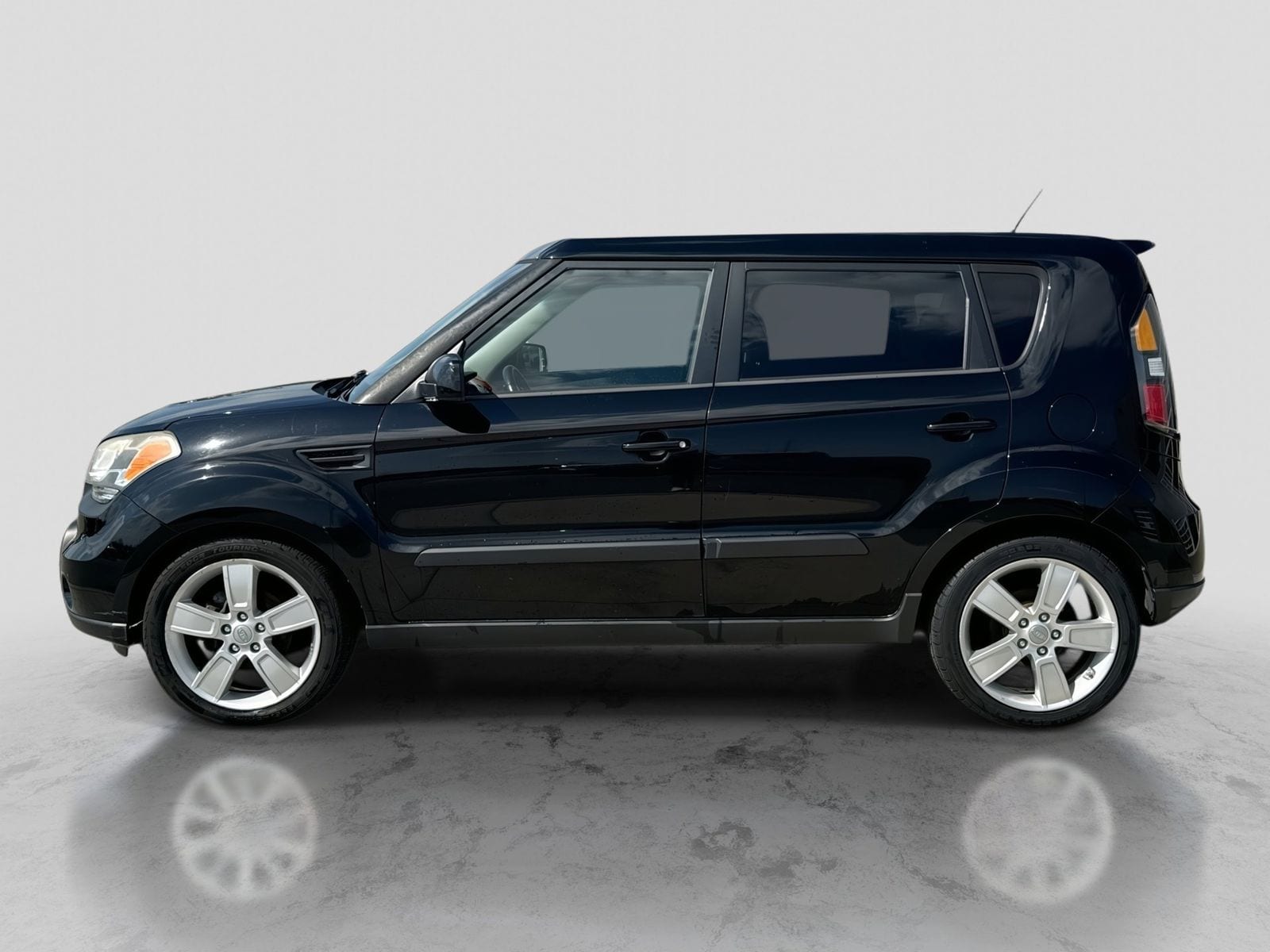 Thumbnail: 2011 Kia Soul - 3