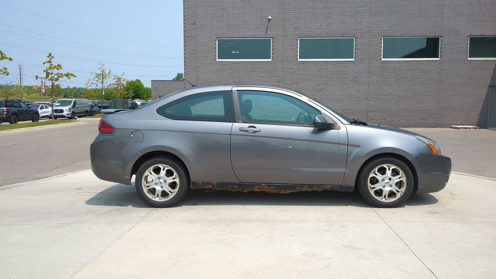 Thumbnail: 2010 Ford Focus - 6