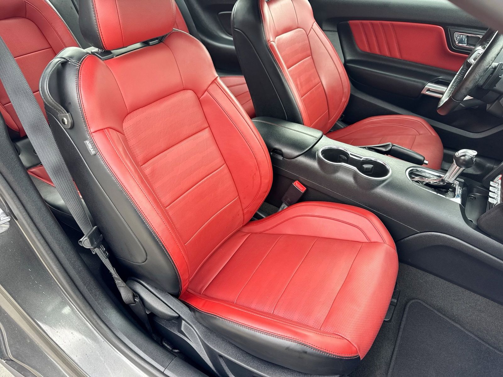 Thumbnail: 2015 Ford Mustang - 19