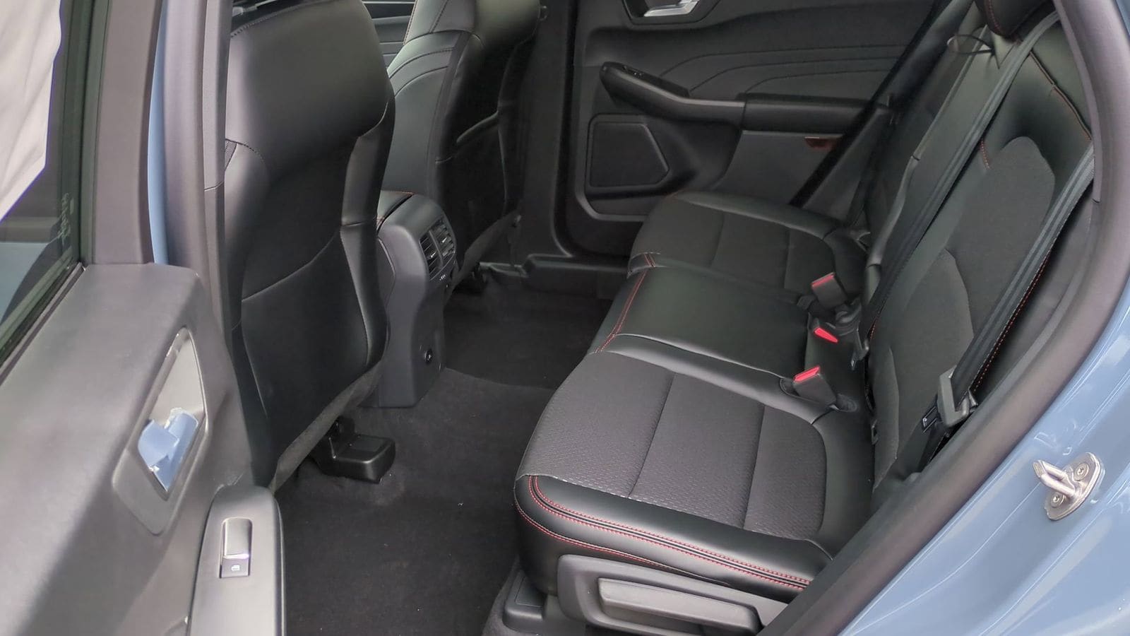 Thumbnail: 2025 Ford Escape - 18