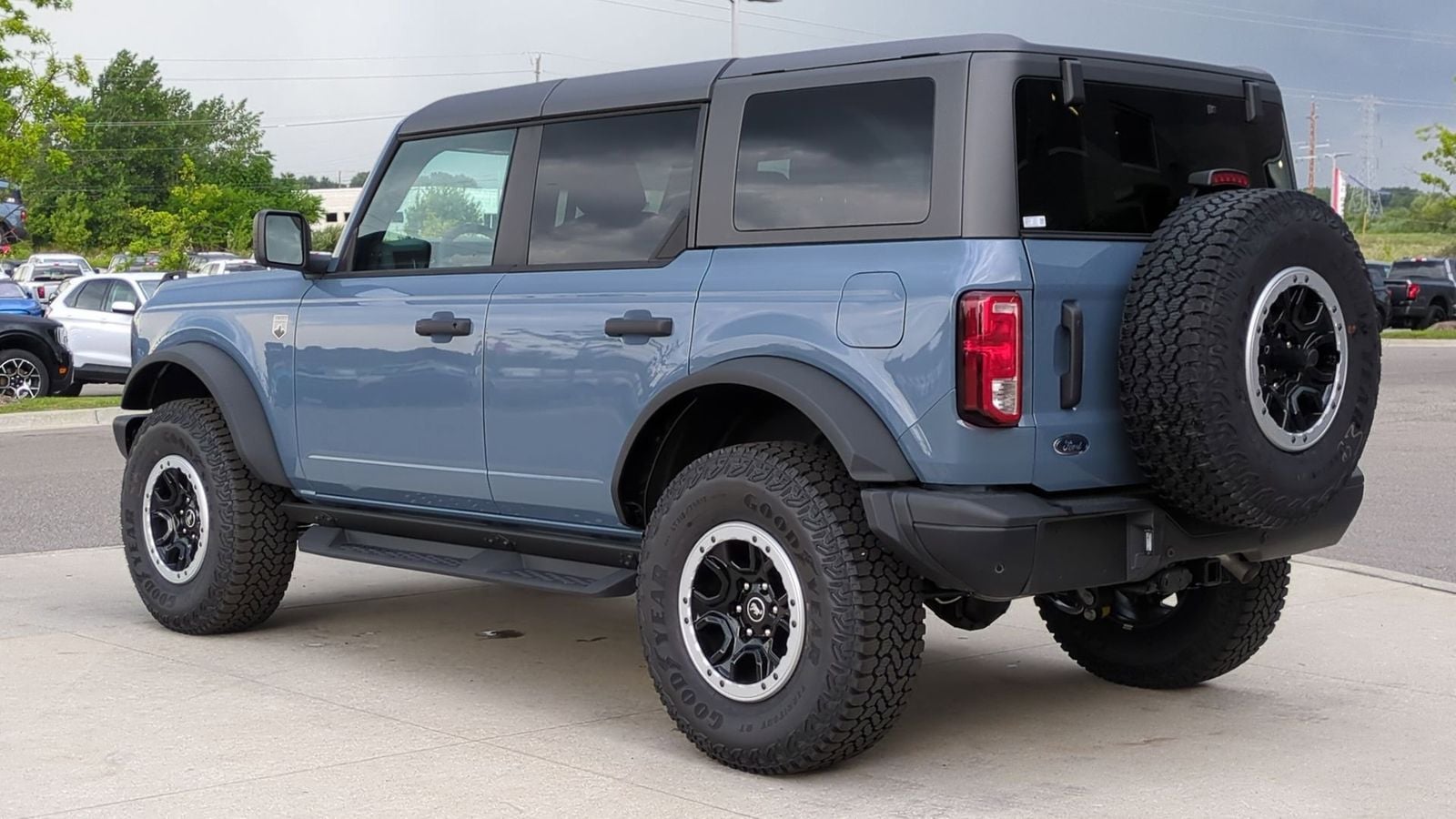 Thumbnail: 2025 Ford Bronco - 3