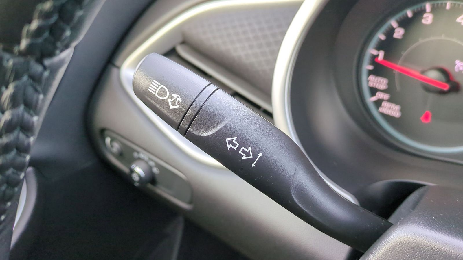 Thumbnail: 2022 Chevrolet Malibu - 26