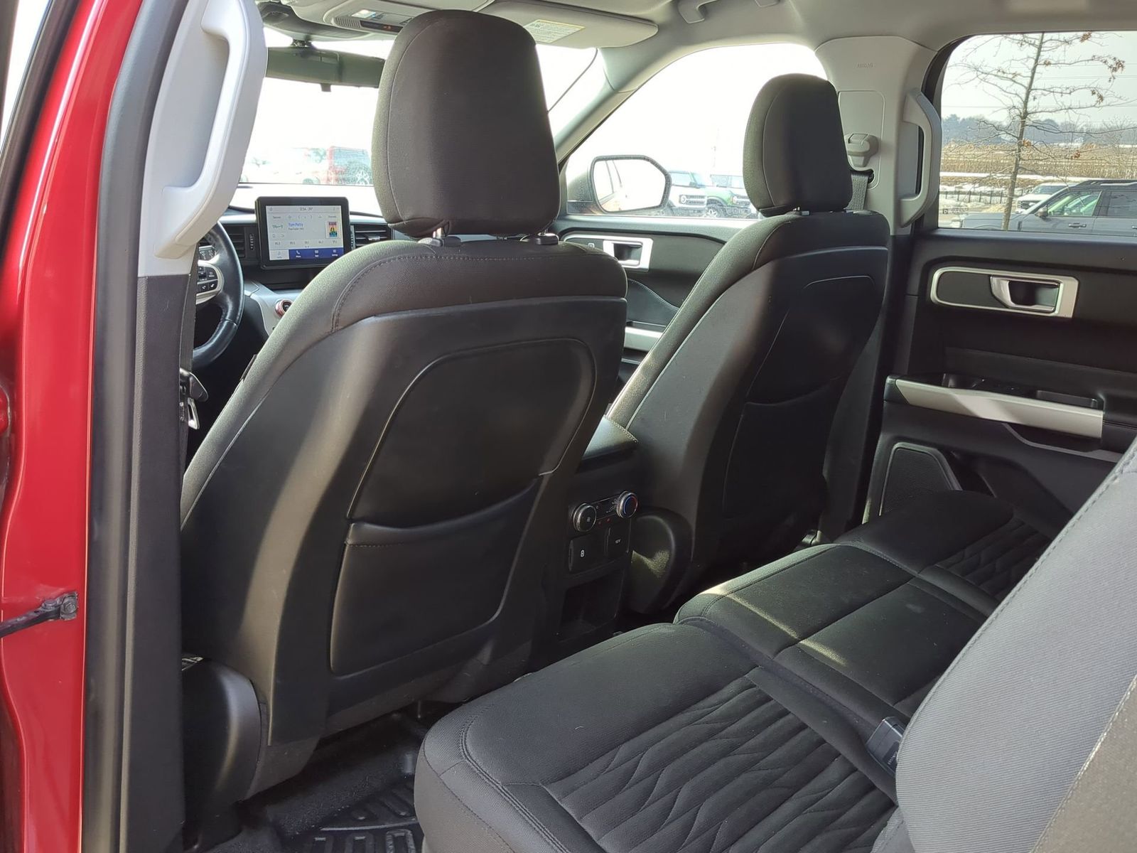 Thumbnail: 2020 Ford Explorer - 21