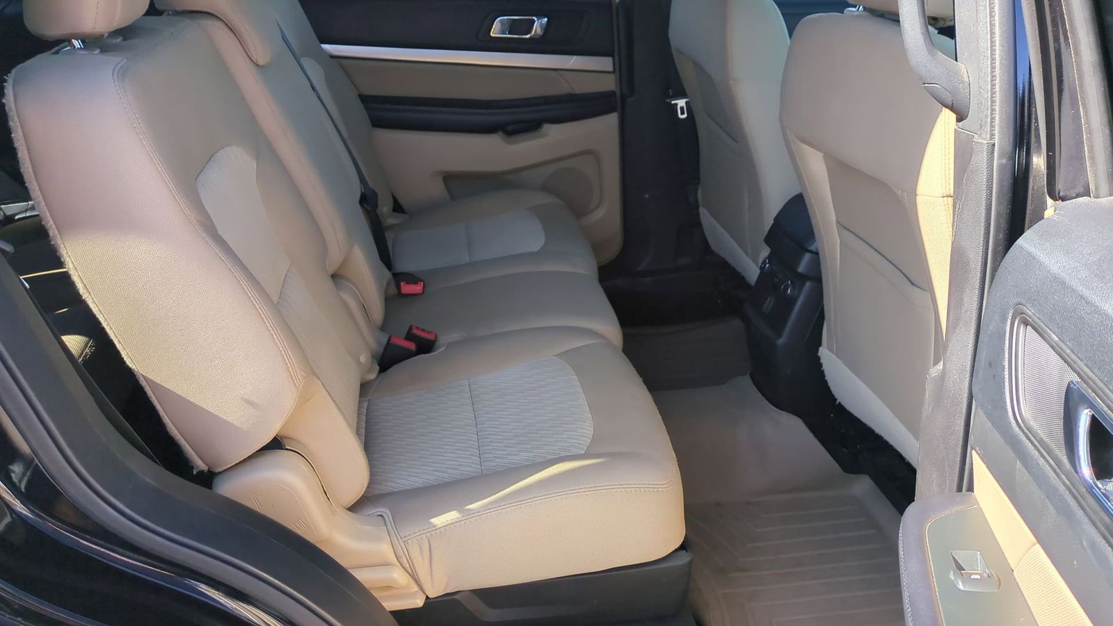 Thumbnail: 2017 Ford Explorer - 19