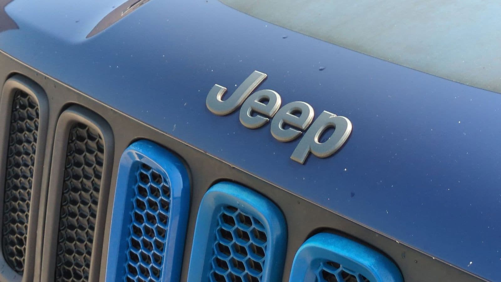 Thumbnail: 2017 Jeep Renegade - 13