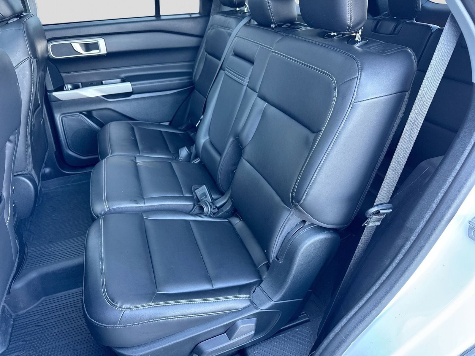 Thumbnail: 2022 Ford Explorer - 20