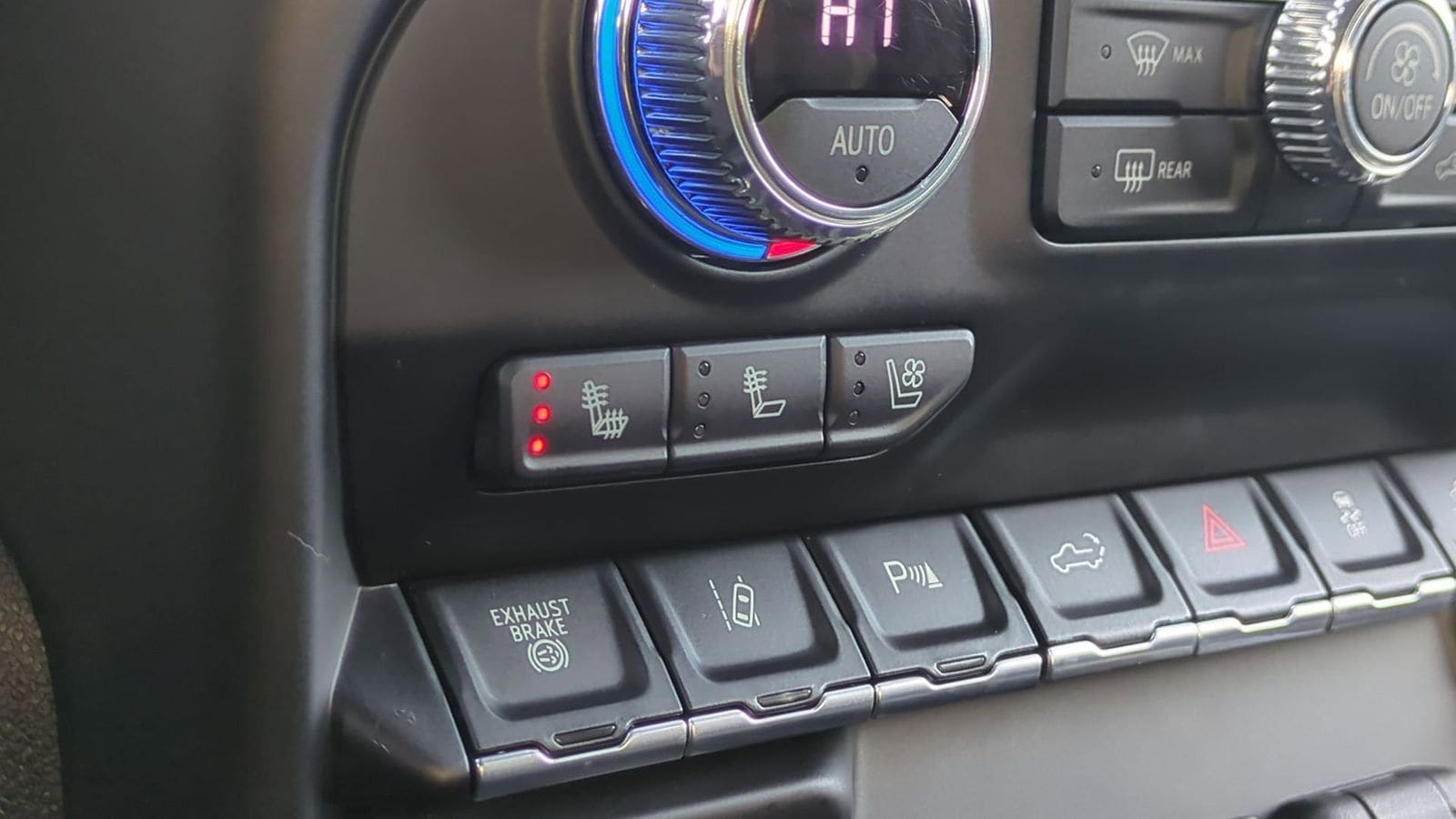 Thumbnail: 2022 GMC Sierra 2500 - 40