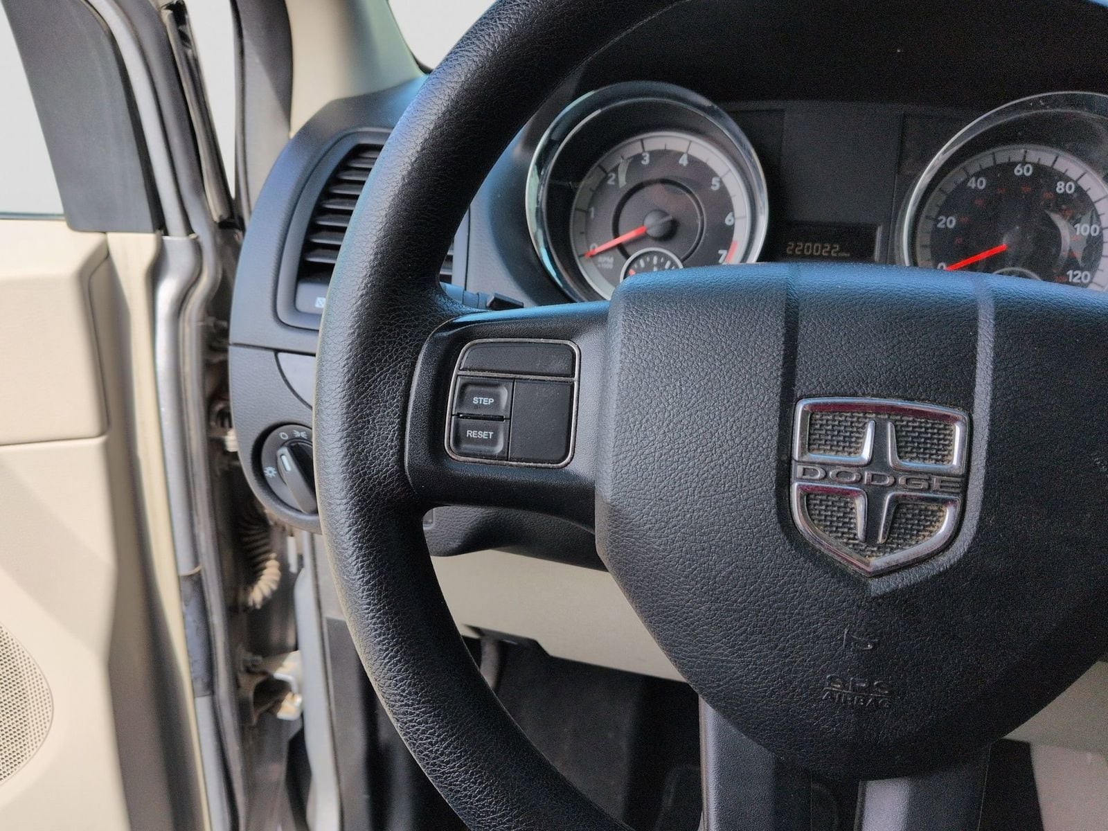 Thumbnail: 2013 Dodge Grand Caravan - 29