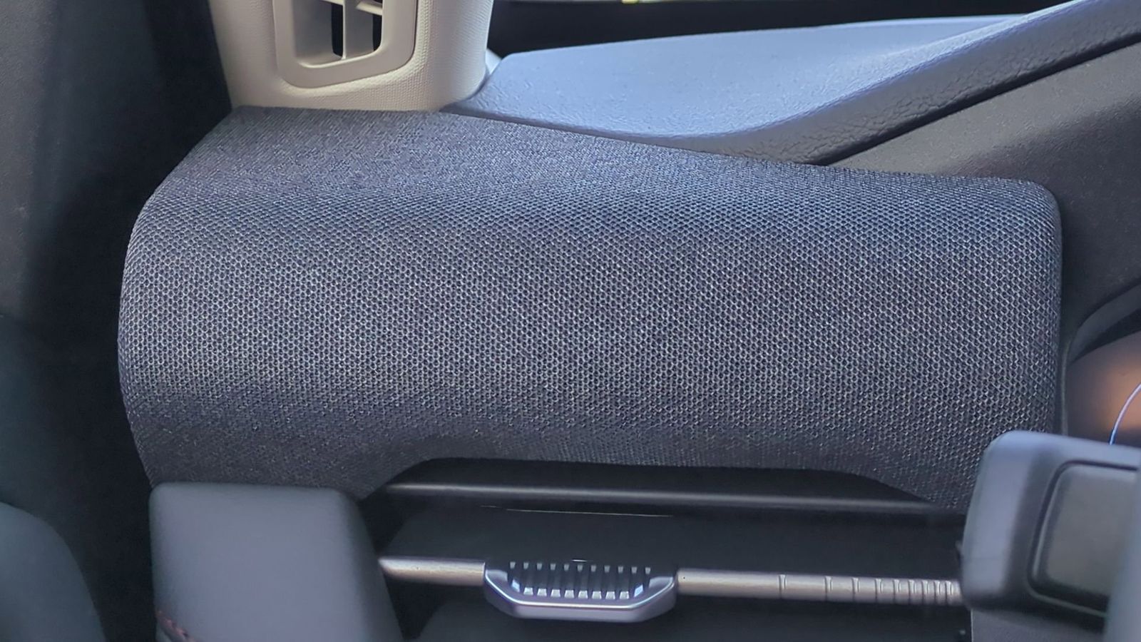 Thumbnail: 2026 Ford Explorer - 31