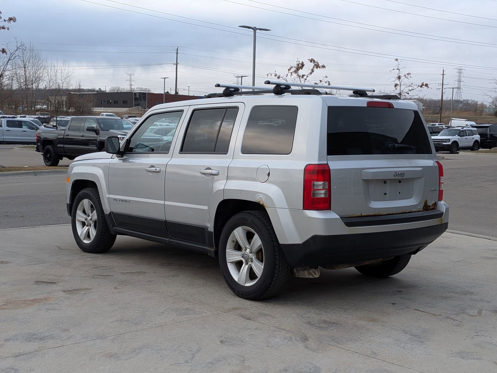Thumbnail: 2012 Jeep Patriot - 3