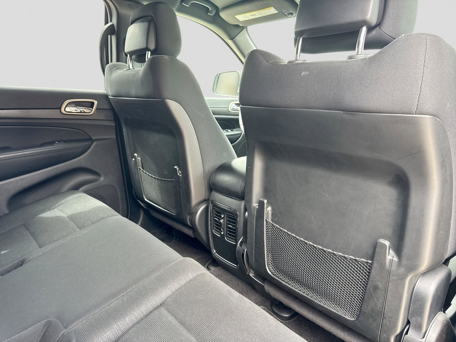 Thumbnail: 2016 Jeep Grand Cherokee - 19