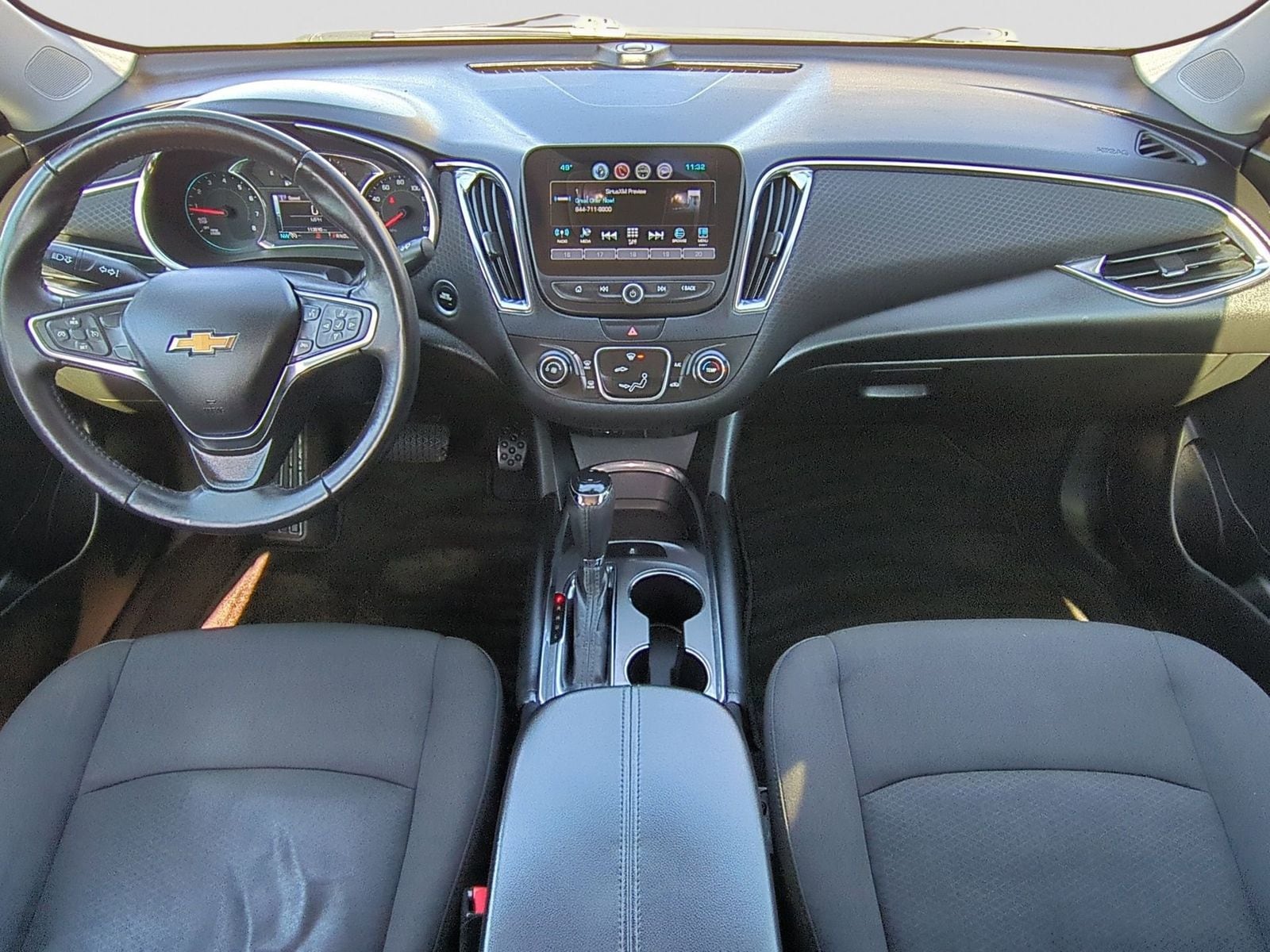 Thumbnail: 2018 Chevrolet Malibu - 19