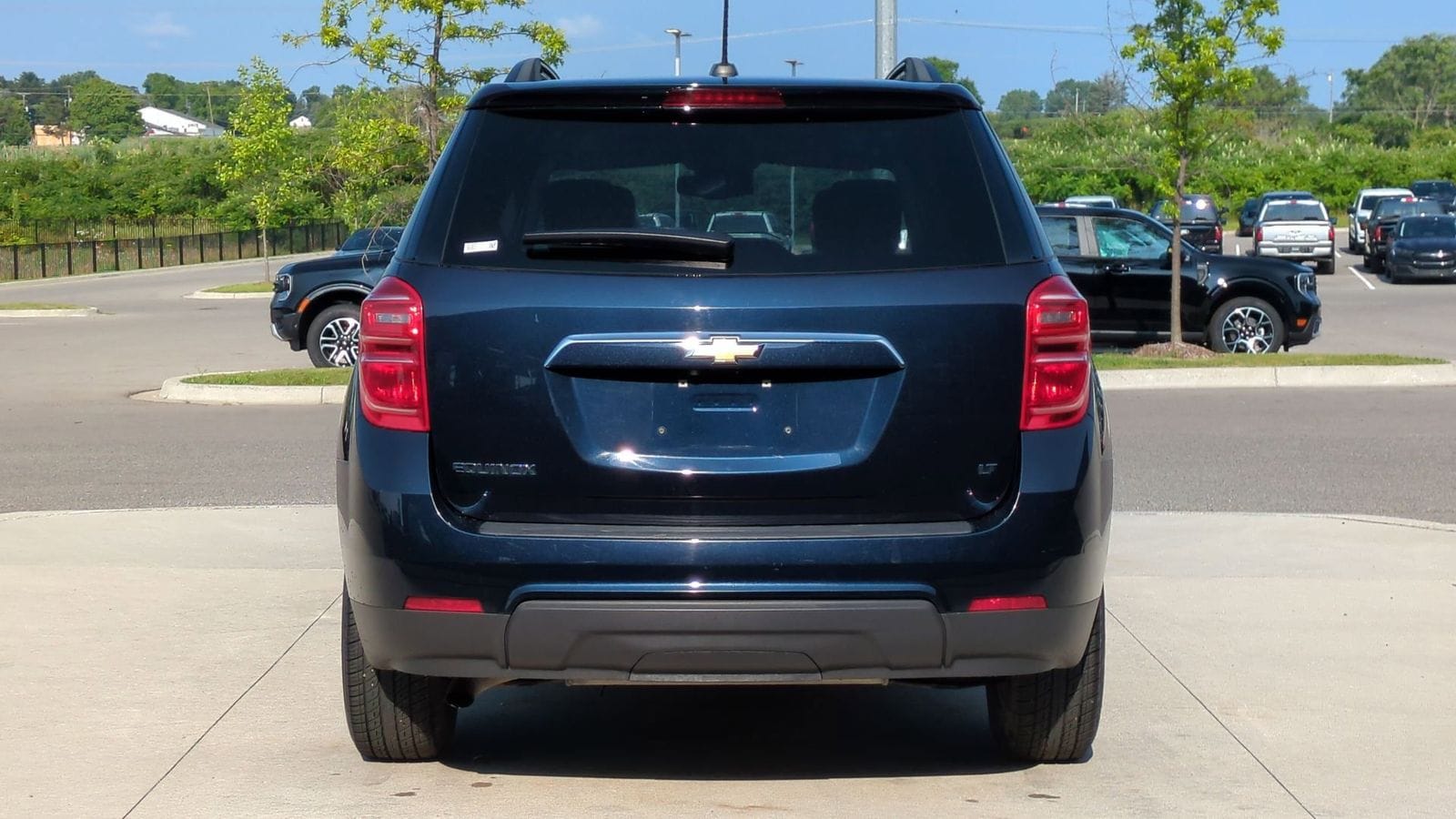Thumbnail: 2017 Chevrolet Equinox - 5