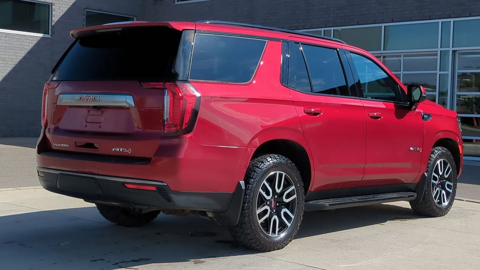 Thumbnail: 2021 GMC Yukon - 8