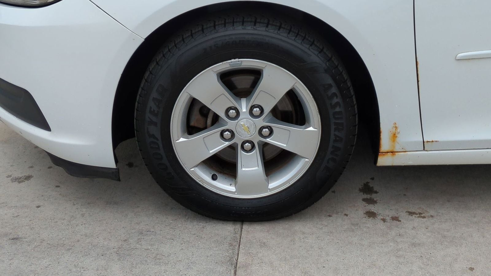 Thumbnail: 2013 Chevrolet Malibu - 12