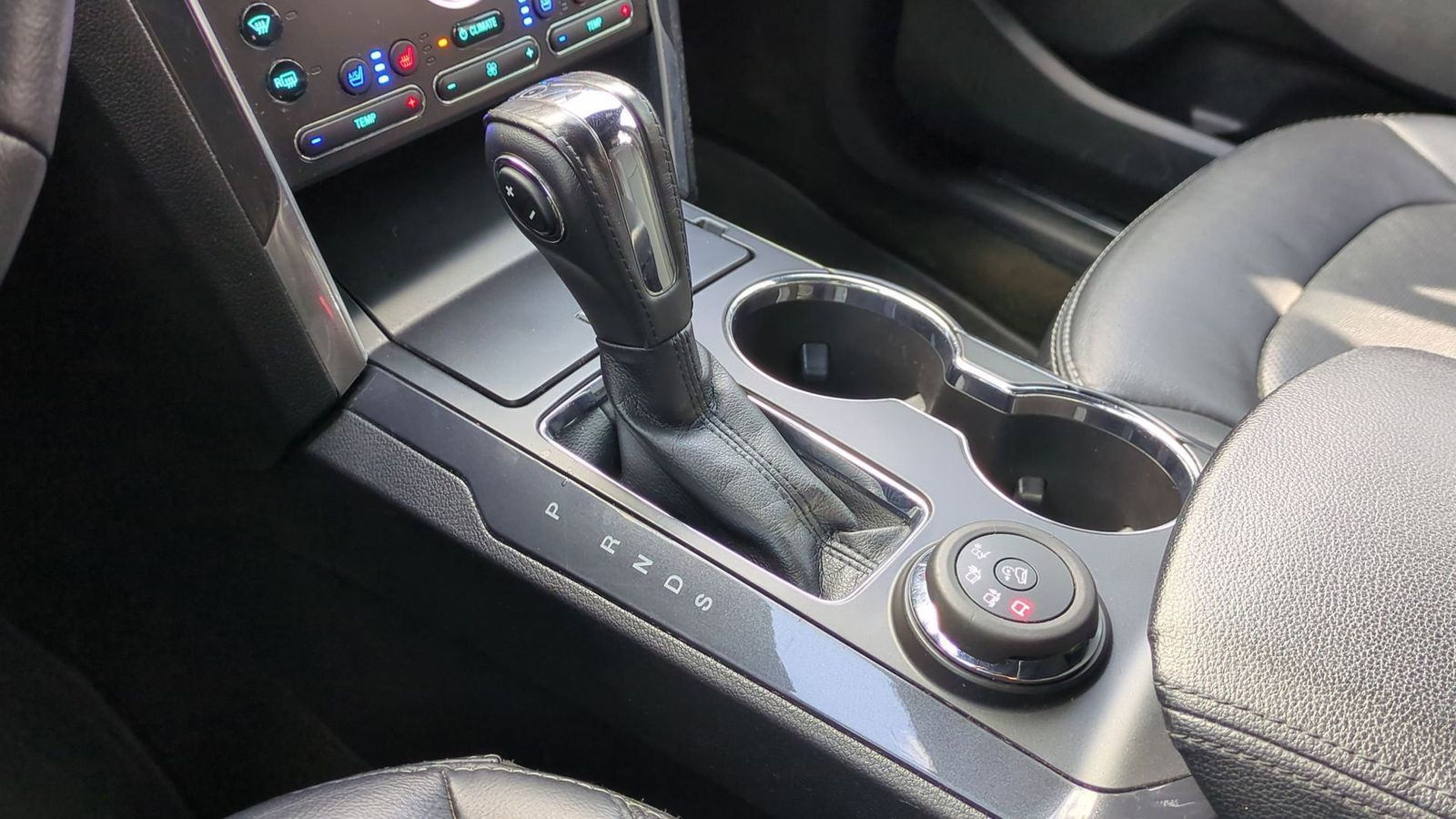 Thumbnail: 2018 Ford Explorer - 51