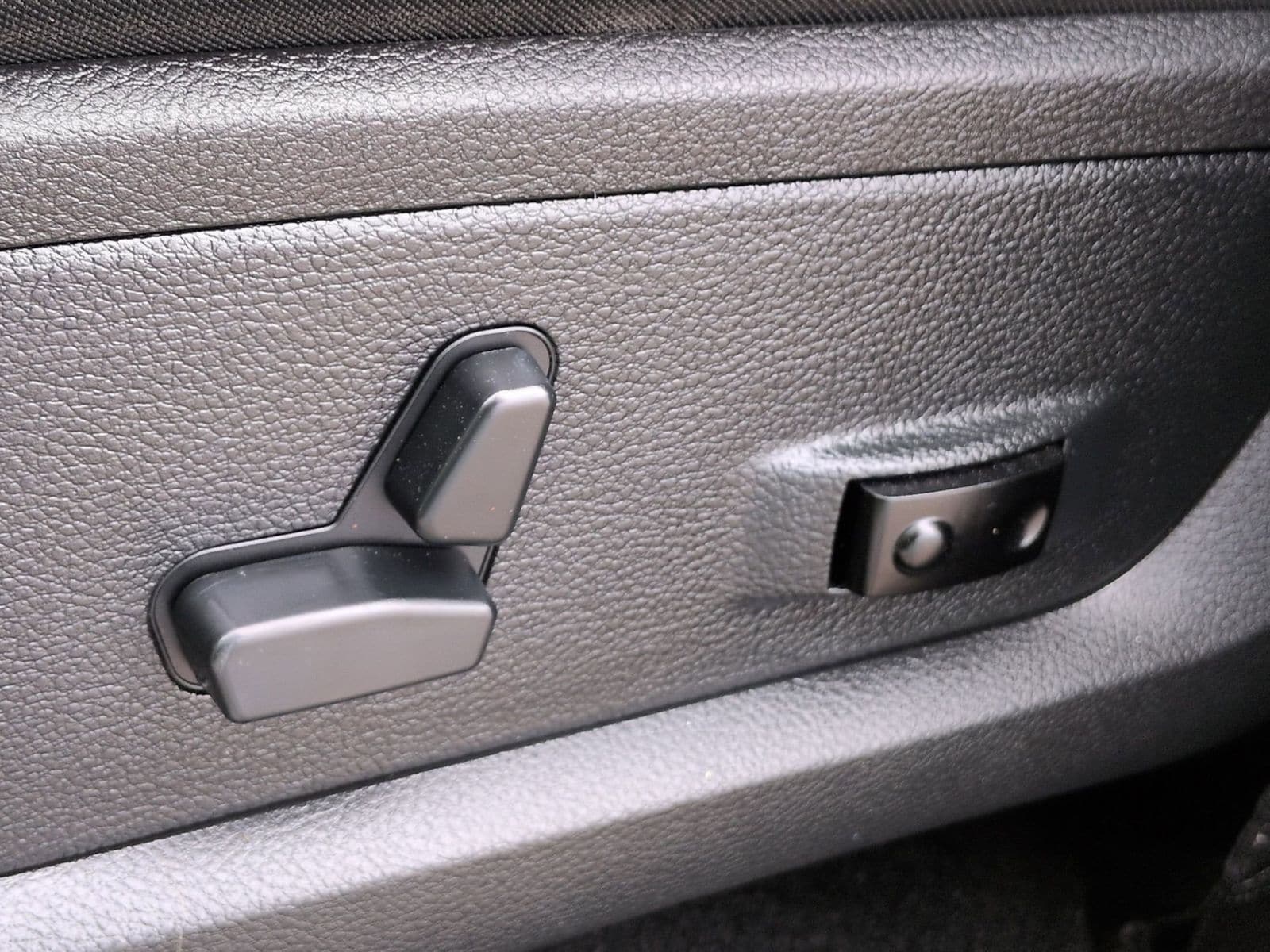 Thumbnail: 2017 RAM 1500 - 20