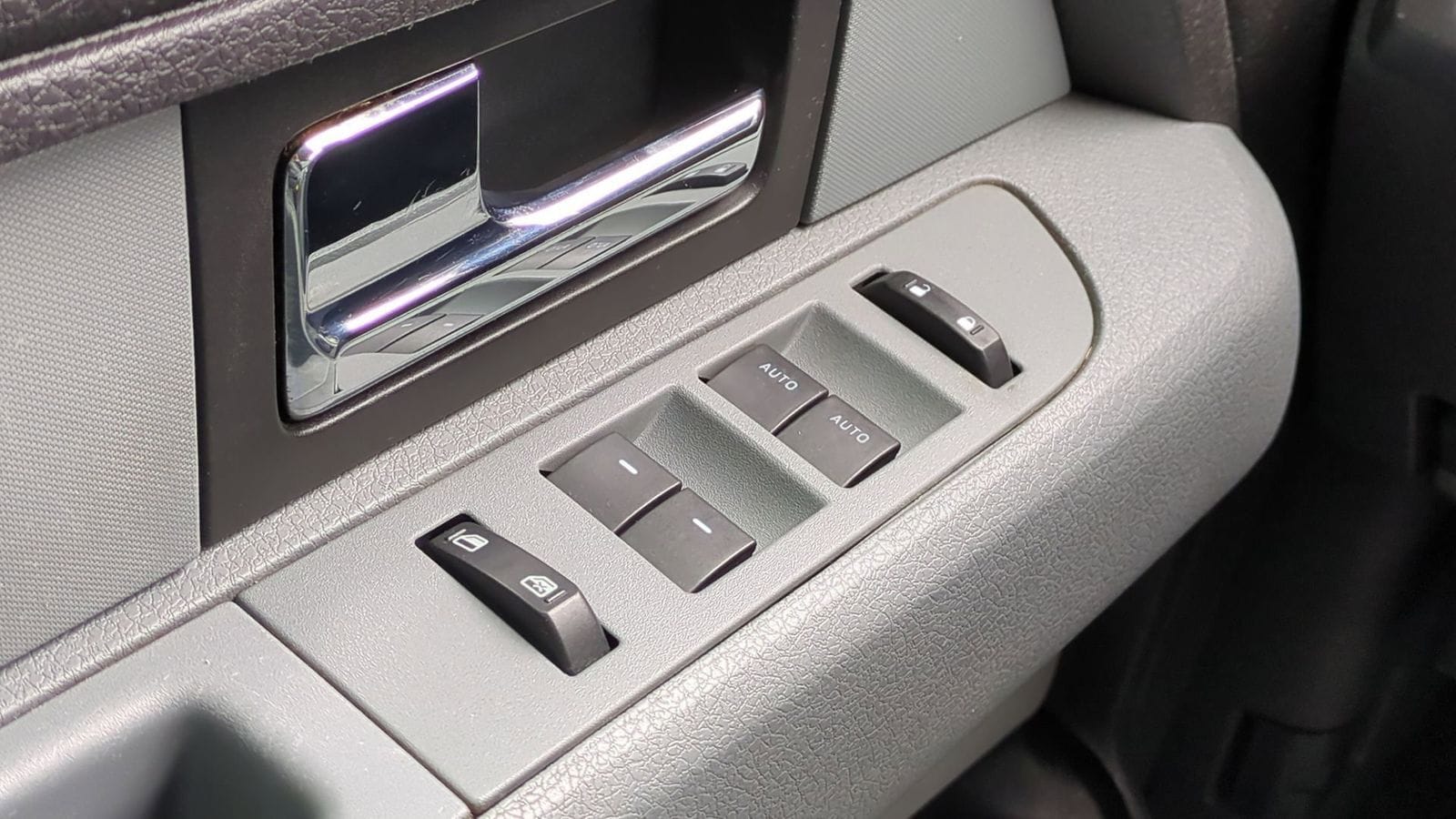 Thumbnail: 2012 Ford F-150 - 19