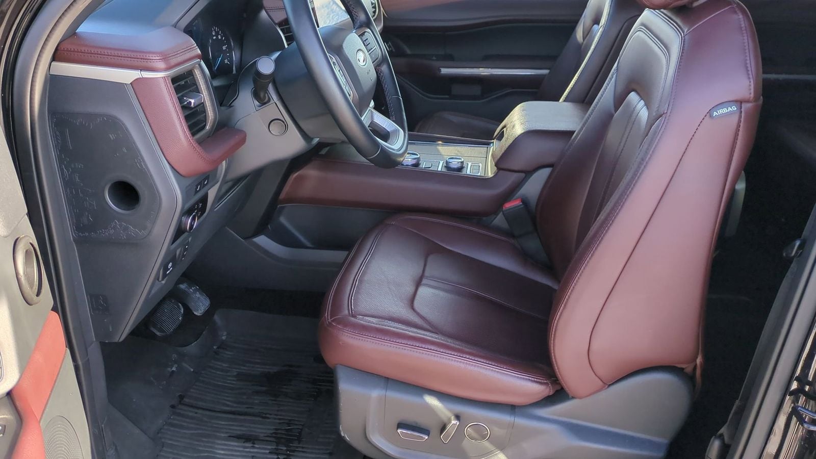 Thumbnail: 2023 Ford Expedition - 17