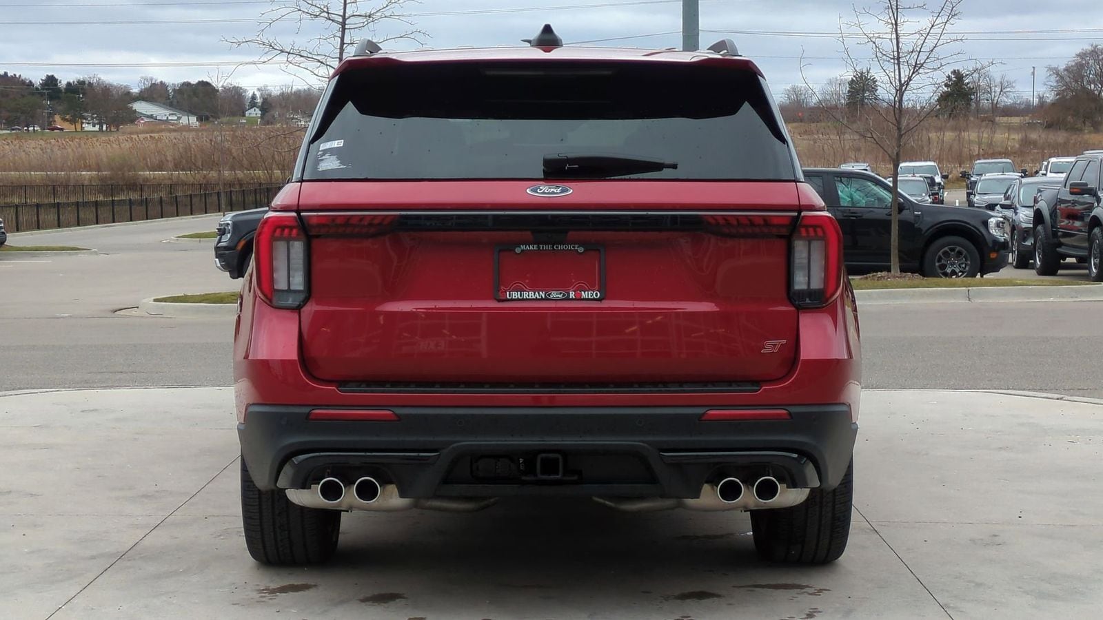 2025 Ford Explorer ST 4